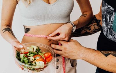 Déficit calorique et sport : est-ce la clé pour une perte de poids durable ?