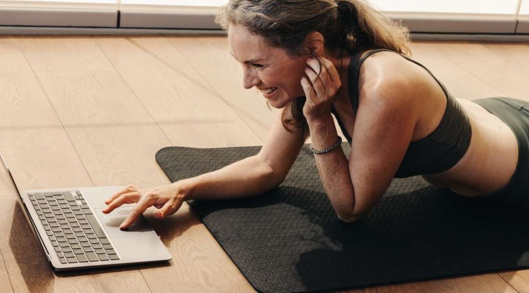 Exercices à la maison : quels mouvements faire sans matériel pour progresser ?